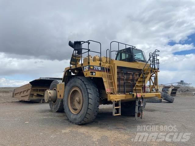 CAT 777D Liigendraamiga pinnaseveokid
