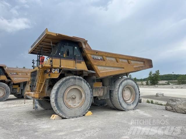 CAT 777D Liigendraamiga pinnaseveokid
