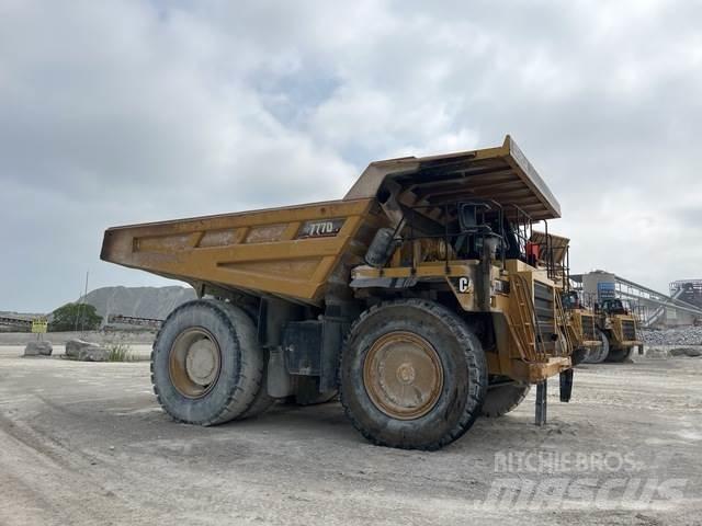 CAT 777D Liigendraamiga pinnaseveokid