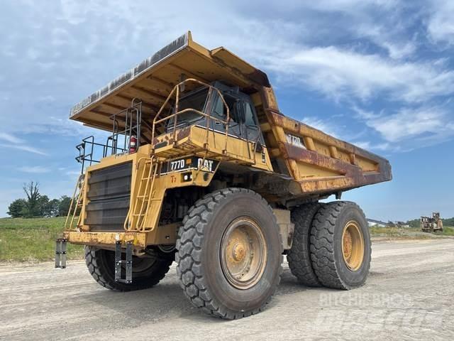 CAT 777D Liigendraamiga pinnaseveokid