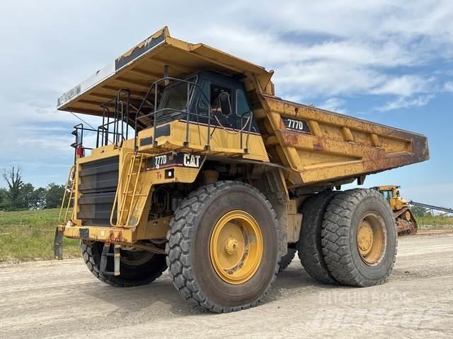 CAT 777D Liigendraamiga pinnaseveokid