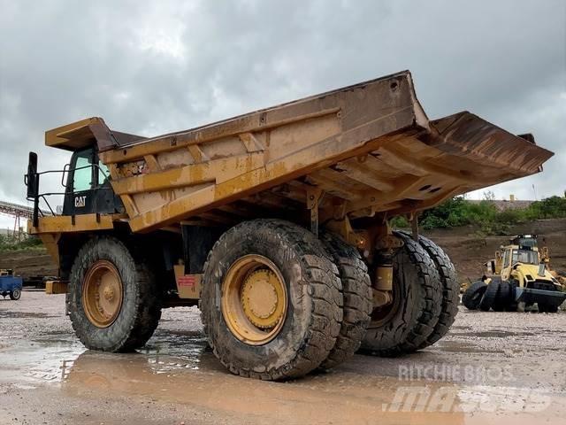 CAT 777F Liigendraamiga pinnaseveokid