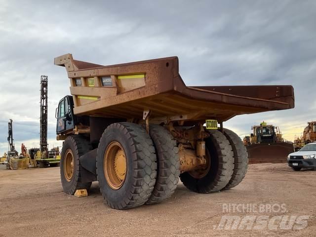 CAT 777G Liigendraamiga pinnaseveokid
