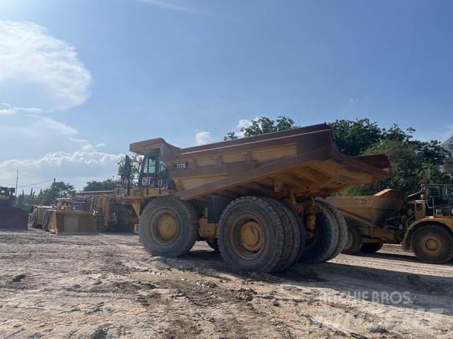 CAT 777G Liigendraamiga pinnaseveokid
