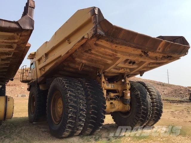 CAT 785 Liigendraamiga pinnaseveokid
