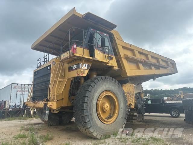 CAT 785C Liigendraamiga pinnaseveokid