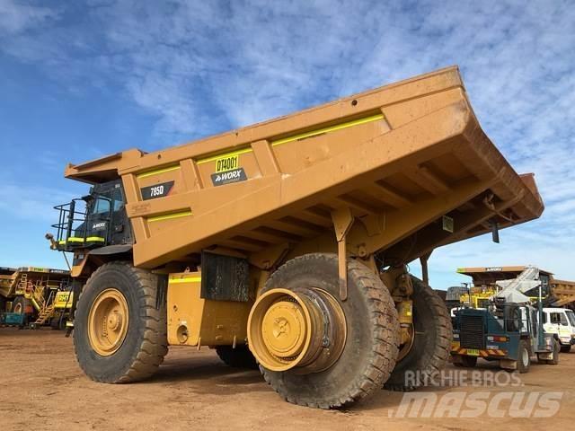 CAT 785D Liigendraamiga pinnaseveokid