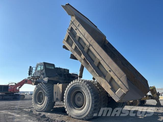 CAT 785D Liigendraamiga pinnaseveokid
