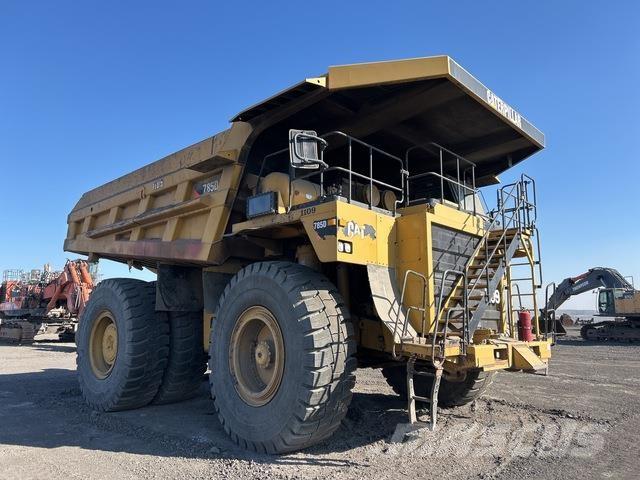 CAT 785D Liigendraamiga pinnaseveokid