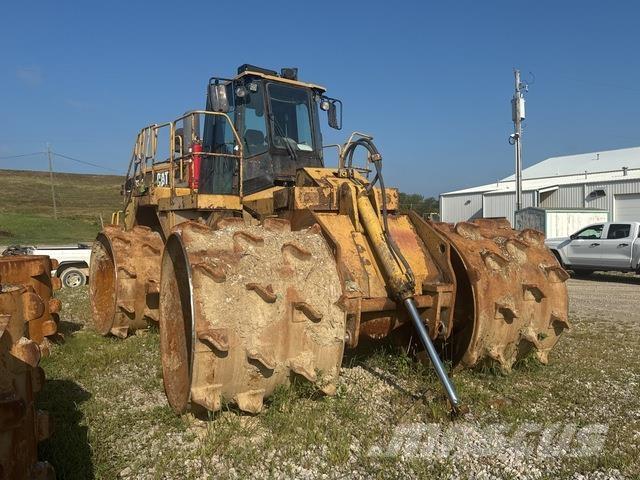 CAT 836G Pinnasetihendajad