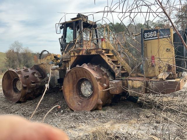 CAT 836G Pinnasetihendajad