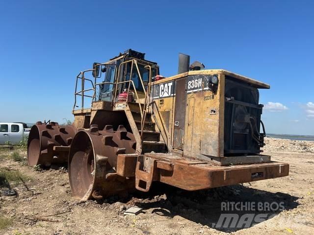 CAT 836H Pinnasetihendajad