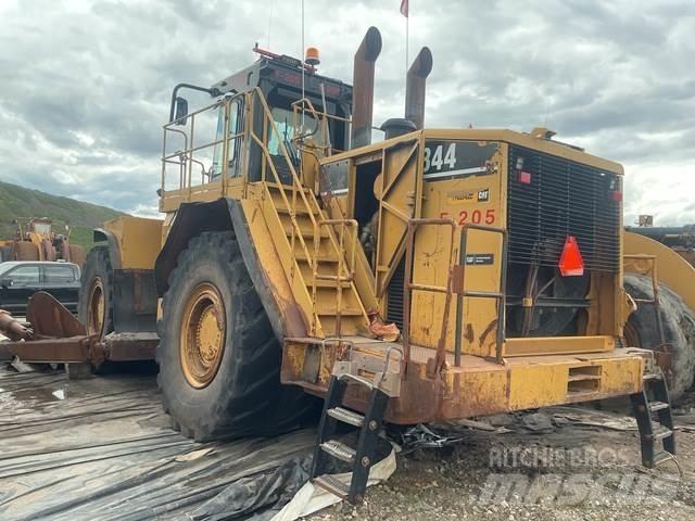 CAT 844H Ratasbuldooserid