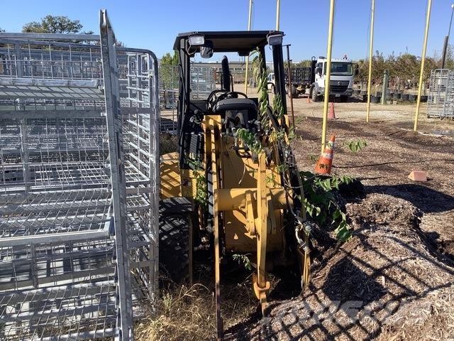 CAT 904B Rataslaadurid