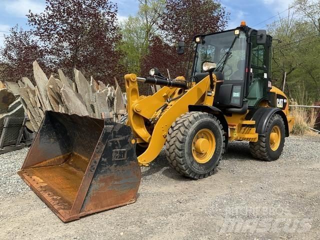 CAT 907H Rataslaadurid