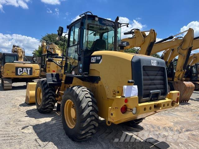 CAT 910K Rataslaadurid