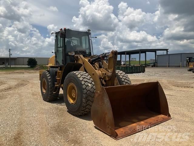 CAT 920 Rataslaadurid