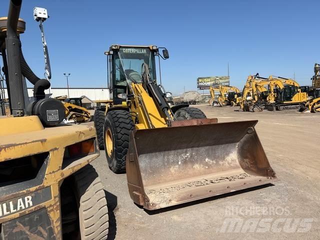 CAT 930G Rataslaadurid