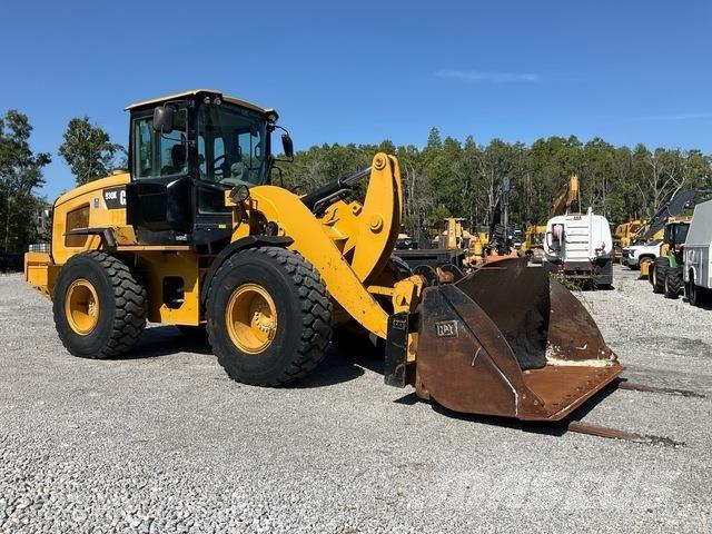 CAT 930K Rataslaadurid