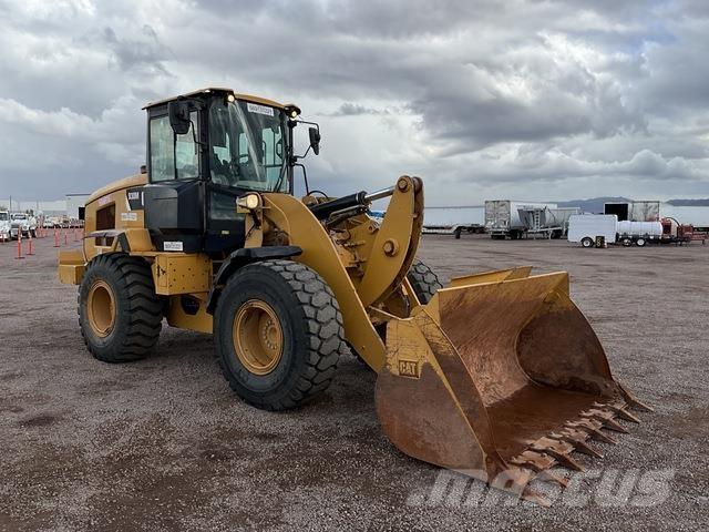 CAT 930M Rataslaadurid