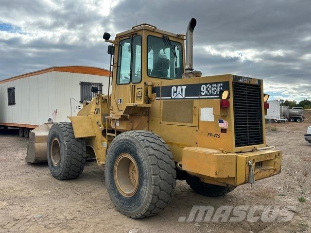 CAT 936F Rataslaadurid