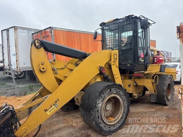 CAT 938K Rataslaadurid