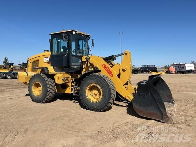 CAT 938M Rataslaadurid