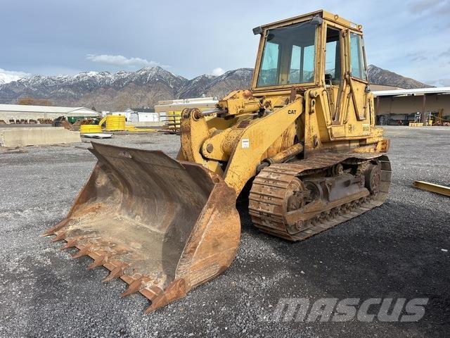 CAT 953 Roomiklaadurid