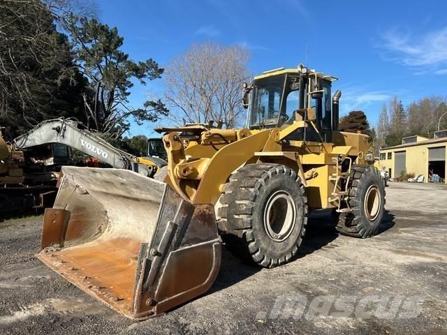 CAT 960 Rataslaadurid