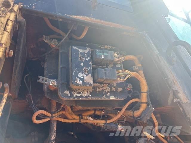 CAT 963C Roomiklaadurid