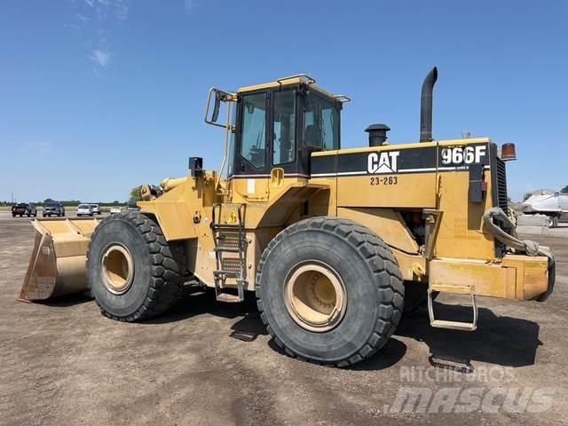 CAT 966F Rataslaadurid