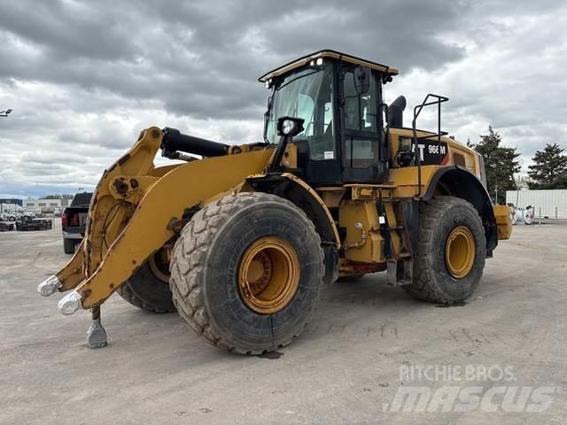 CAT 966M Rataslaadurid