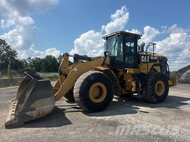 CAT 966M Rataslaadurid