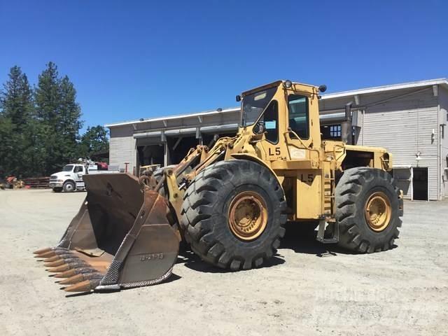 CAT 980B Rataslaadurid