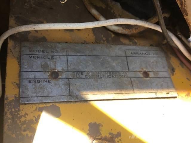 CAT 980B Rataslaadurid