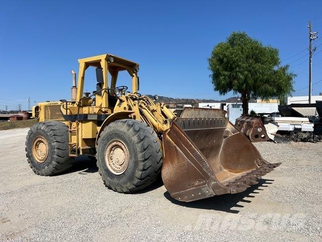 CAT 980B Rataslaadurid