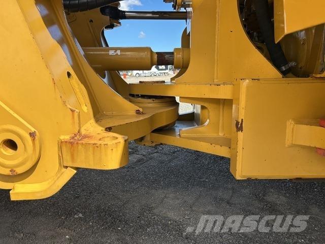 CAT 980M Rataslaadurid