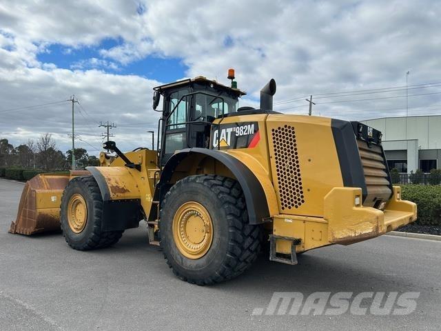 CAT 982M Rataslaadurid