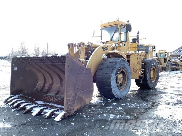 CAT 988B Rataslaadurid