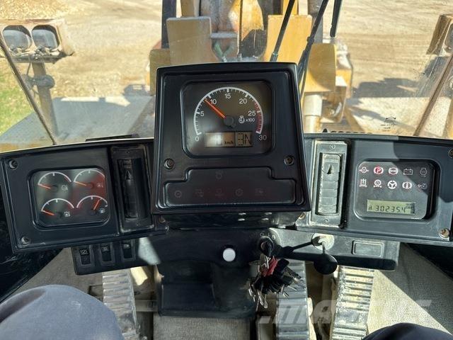 CAT 988G Rataslaadurid