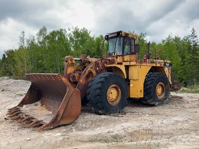 CAT 990 Rataslaadurid