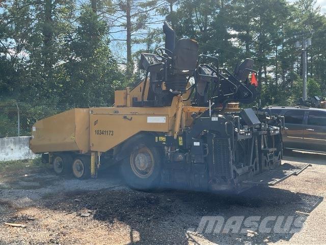 CAT AP-600D Asfaldilaoturid