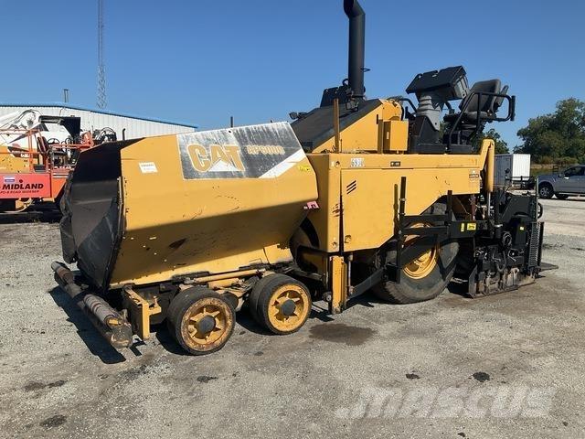 CAT AP-600D Asfaldilaoturid