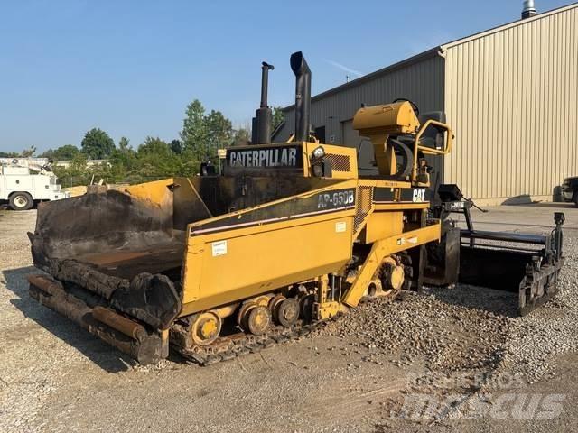 CAT AP-650B Asfaldilaoturid