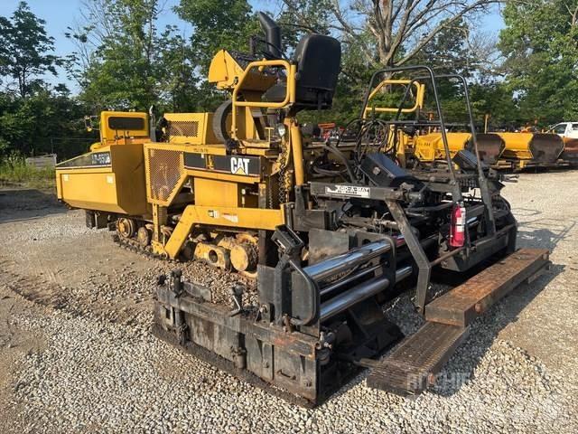 CAT AP-650B Asfaldilaoturid