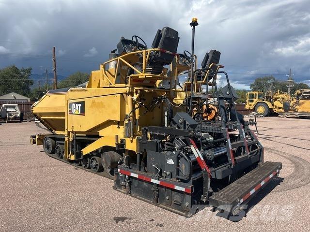 CAT AP-655C Asfaldilaoturid