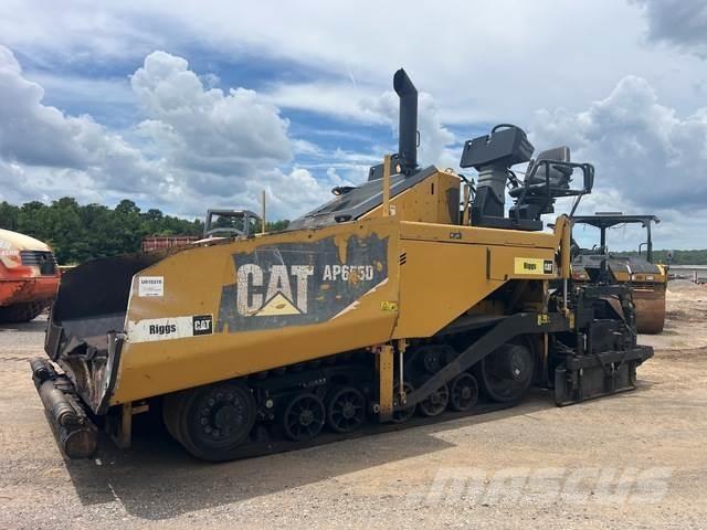 CAT AP-655D Asfaldilaoturid