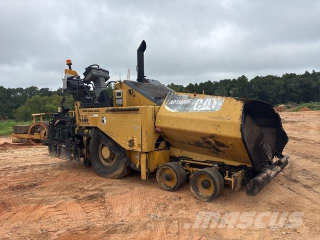 CAT AP1000E Asfaldilaoturid