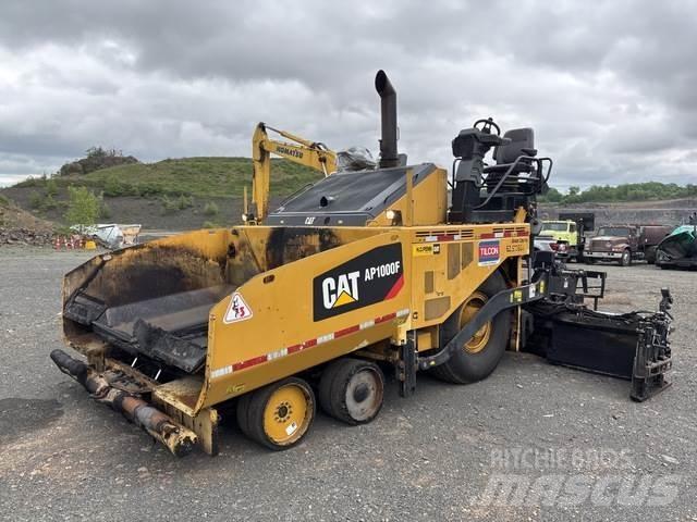 CAT AP1000F Asfaldilaoturid