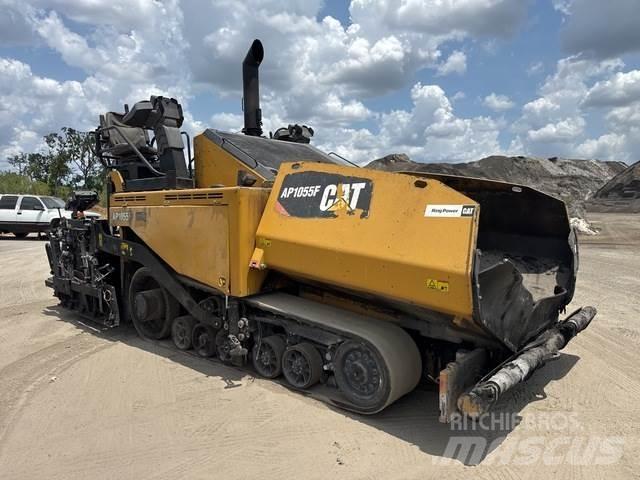 CAT AP1055F Asfaldilaoturid
